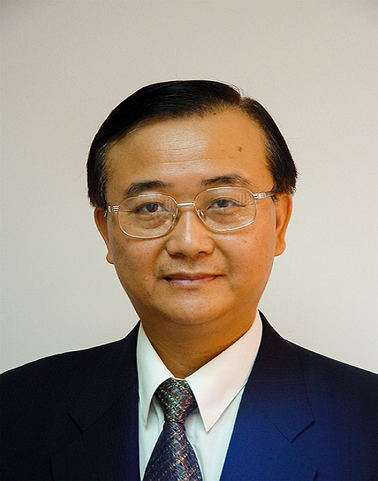董事長侯勝茂